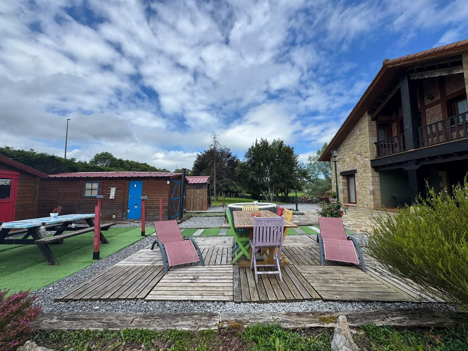Chalet en Bárcena de Cicero en venta con garaje - 670.000 € (Ref: 9985749)