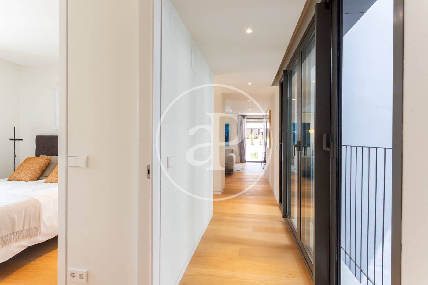 Leilighet til salgs i Barcelona by med svømmebasseng garasje - € 2 700 000 (Ref: 10004193)