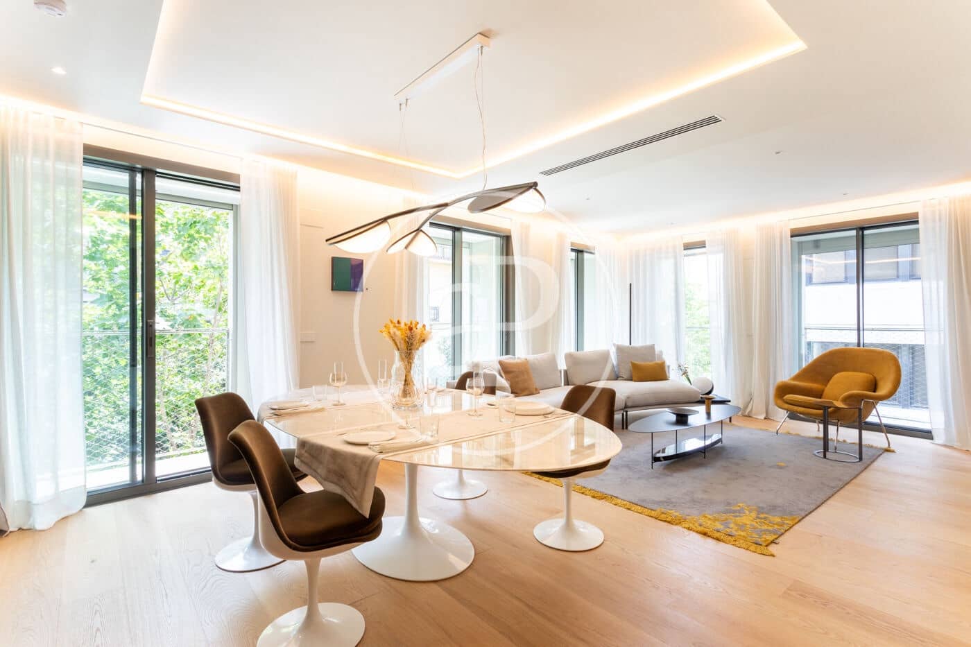 Leilighet til salgs i Barcelona by med svømmebasseng garasje - € 12 000 000 (Ref: 10004200)