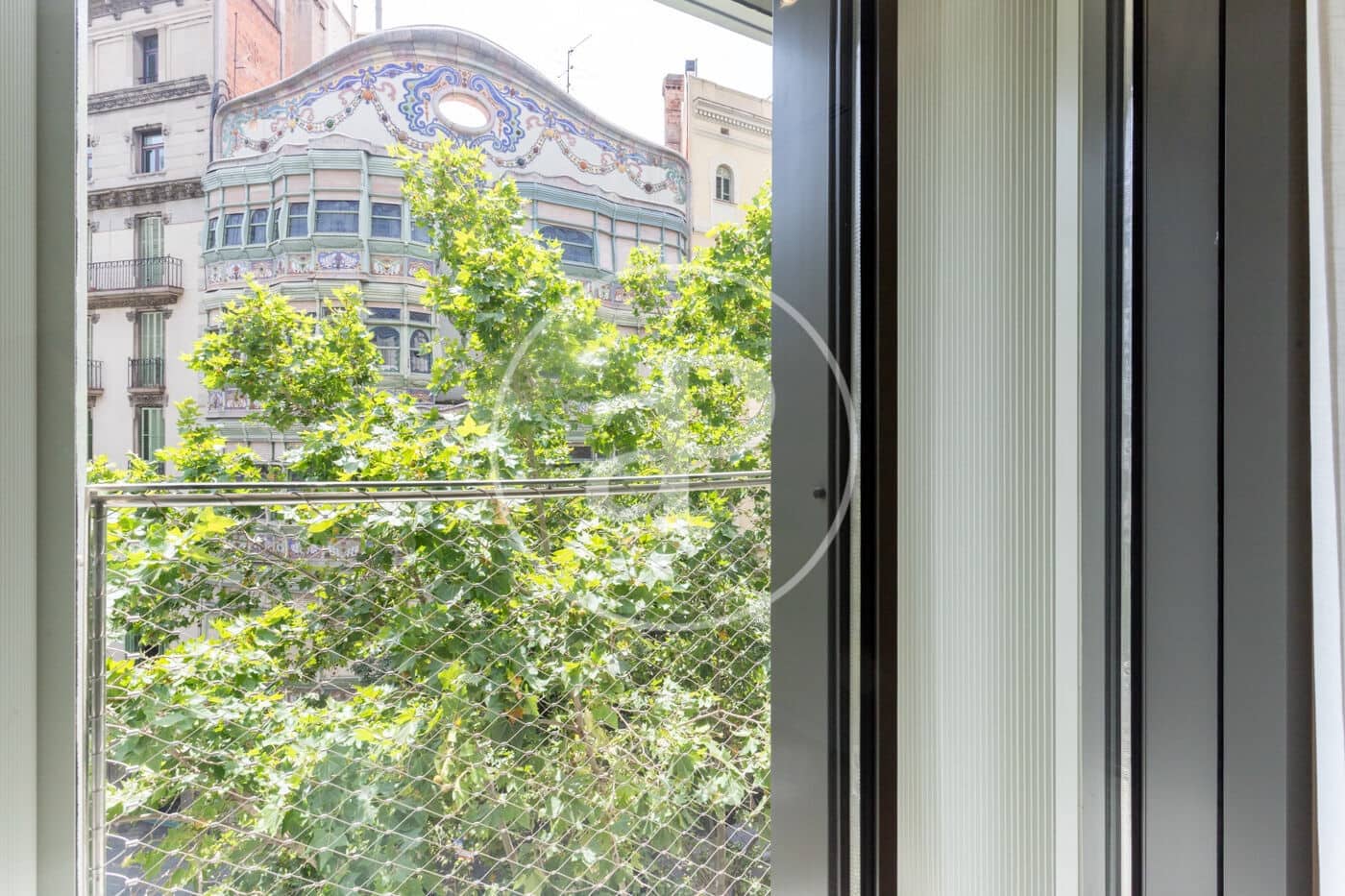 Leilighet til salgs i Barcelona by med svømmebasseng garasje - € 12 000 000 (Ref: 10004200)