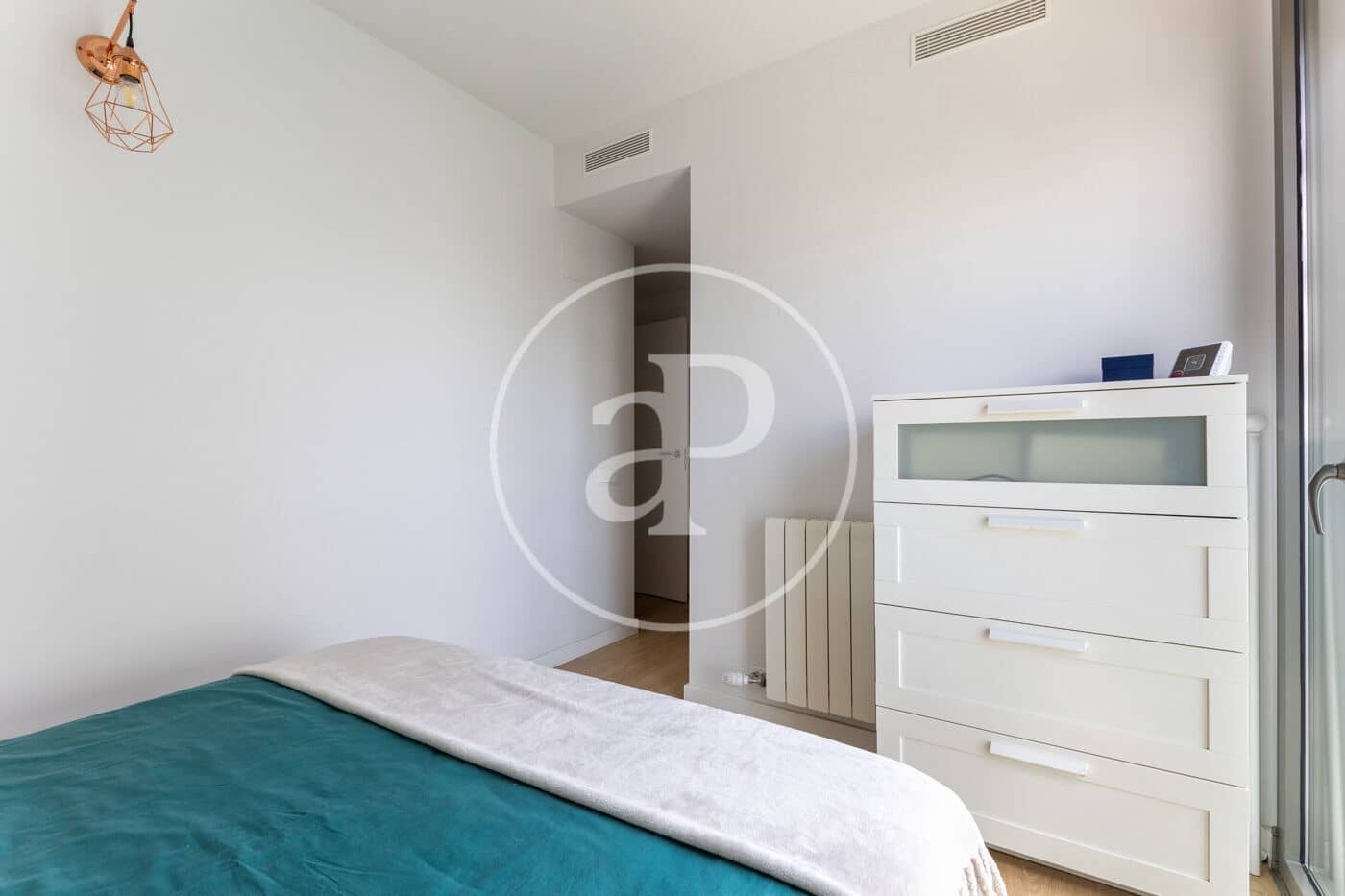 3 makuuhuone Huoneisto myytävänä paikassa Sant Cugat del Valles mukana uima-altaan 
autotalli - 650 000 € (Ref: 10009115)