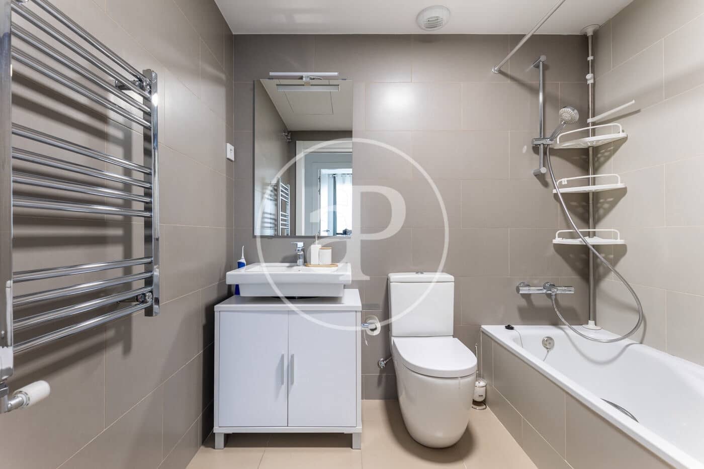 3 makuuhuone Huoneisto myytävänä paikassa Sant Cugat del Valles mukana uima-altaan 
autotalli - 650 000 € (Ref: 10009115)