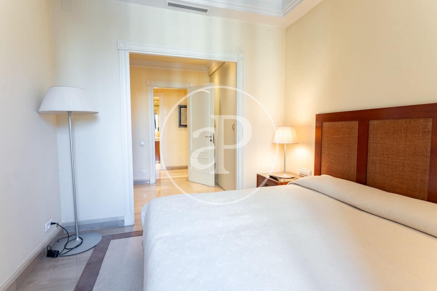 3 bedroom Apartment for rent in Barcelona city with garage - € 7,835 (Ref: 10011485)