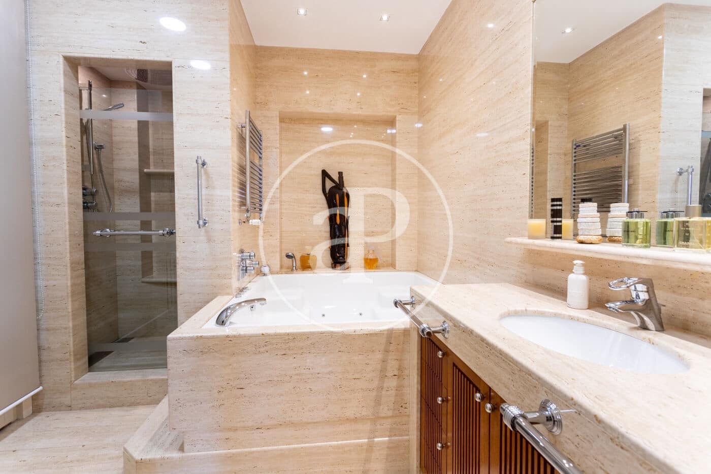 3 bedroom Apartment for rent in Barcelona city with garage - € 7,835 (Ref: 10011485)