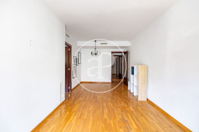 3 sovrum Lägenhet till salu i La Sagrada Família, Barcelona stad - 695 000 € (Ref: 10011486)