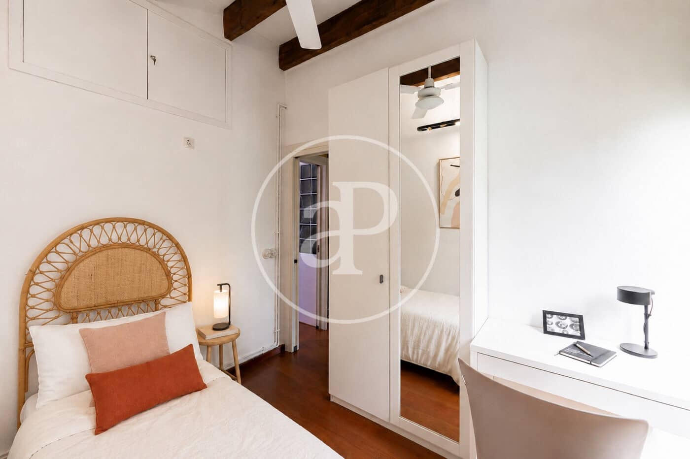 2 quarto Apartamento para arrendar em Barcelona cidade - 2 400 € (Ref: 10011487)