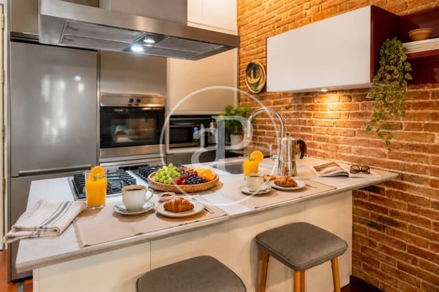 2 quarto Apartamento para arrendar em La Nova Esquerra de L'Eixample, Barcelona cidade - 2 400 € (Ref: 10011487)