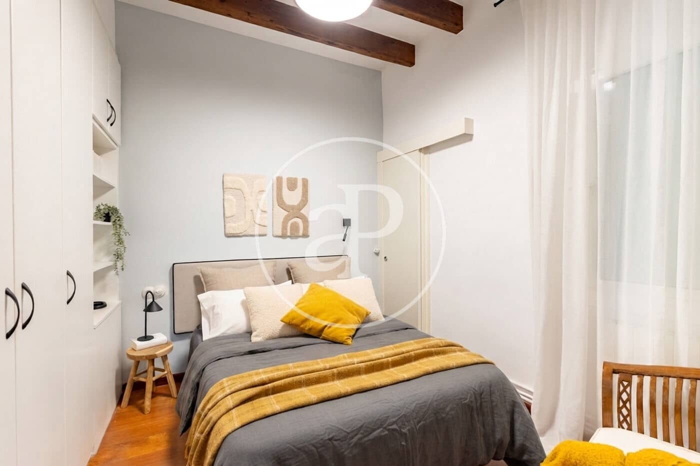 2 quarto Apartamento para arrendar em Barcelona cidade - 2 400 € (Ref: 10011487)
