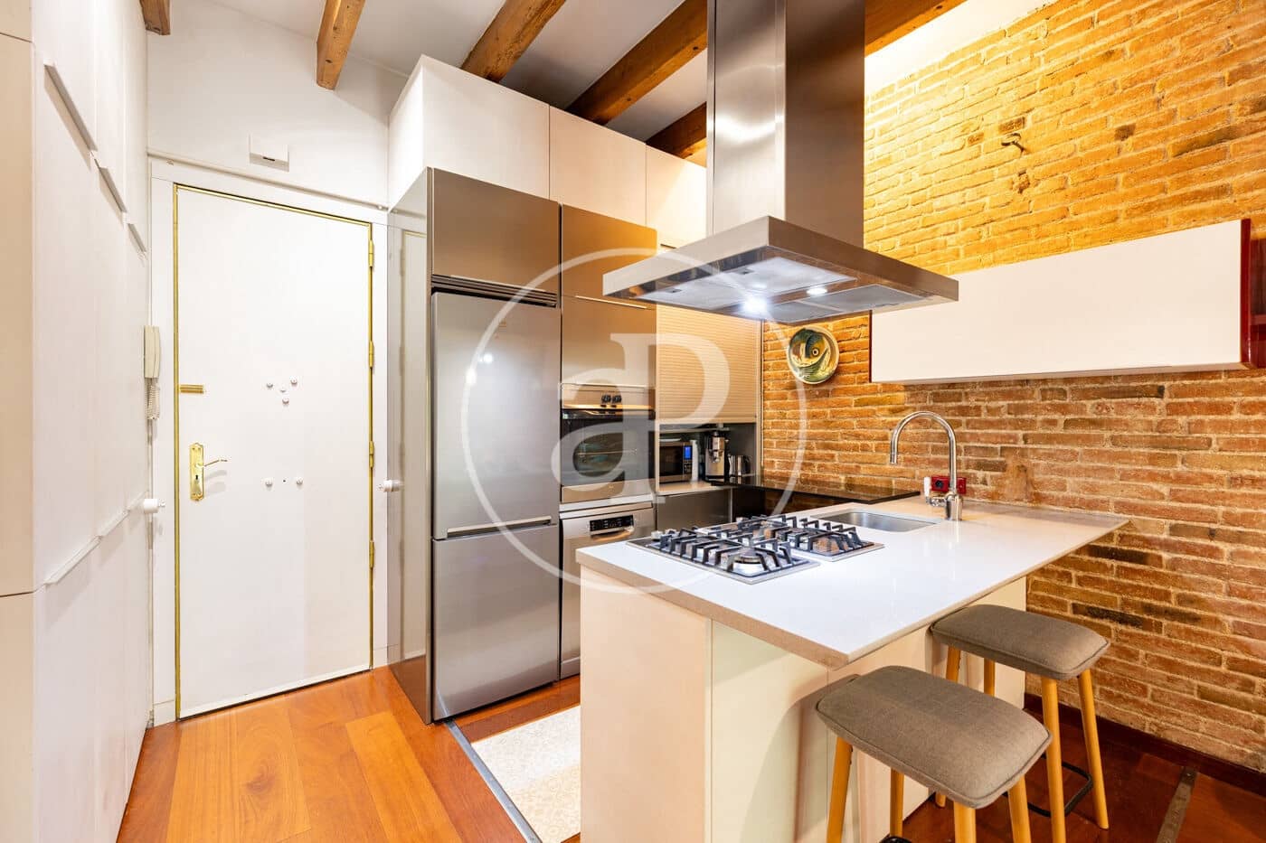 2 quarto Apartamento para arrendar em Barcelona cidade - 2 400 € (Ref: 10011487)