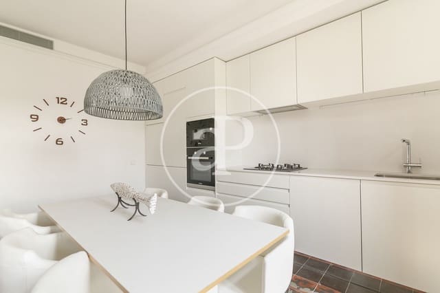 Apartamento de 2 habitaciones en El Raval, Barcelona ciudad en alquiler - 2.990 € (Ref: 10011488)