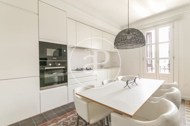 Apartamento de 2 habitaciones en El Raval, Barcelona ciudad en alquiler - 2.990 € (Ref: 10011488)
