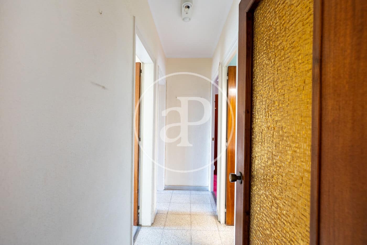 3 bedroom Apartment for sale in Sant Just Desvern with garage - € 365,000 (Ref: 10017543)