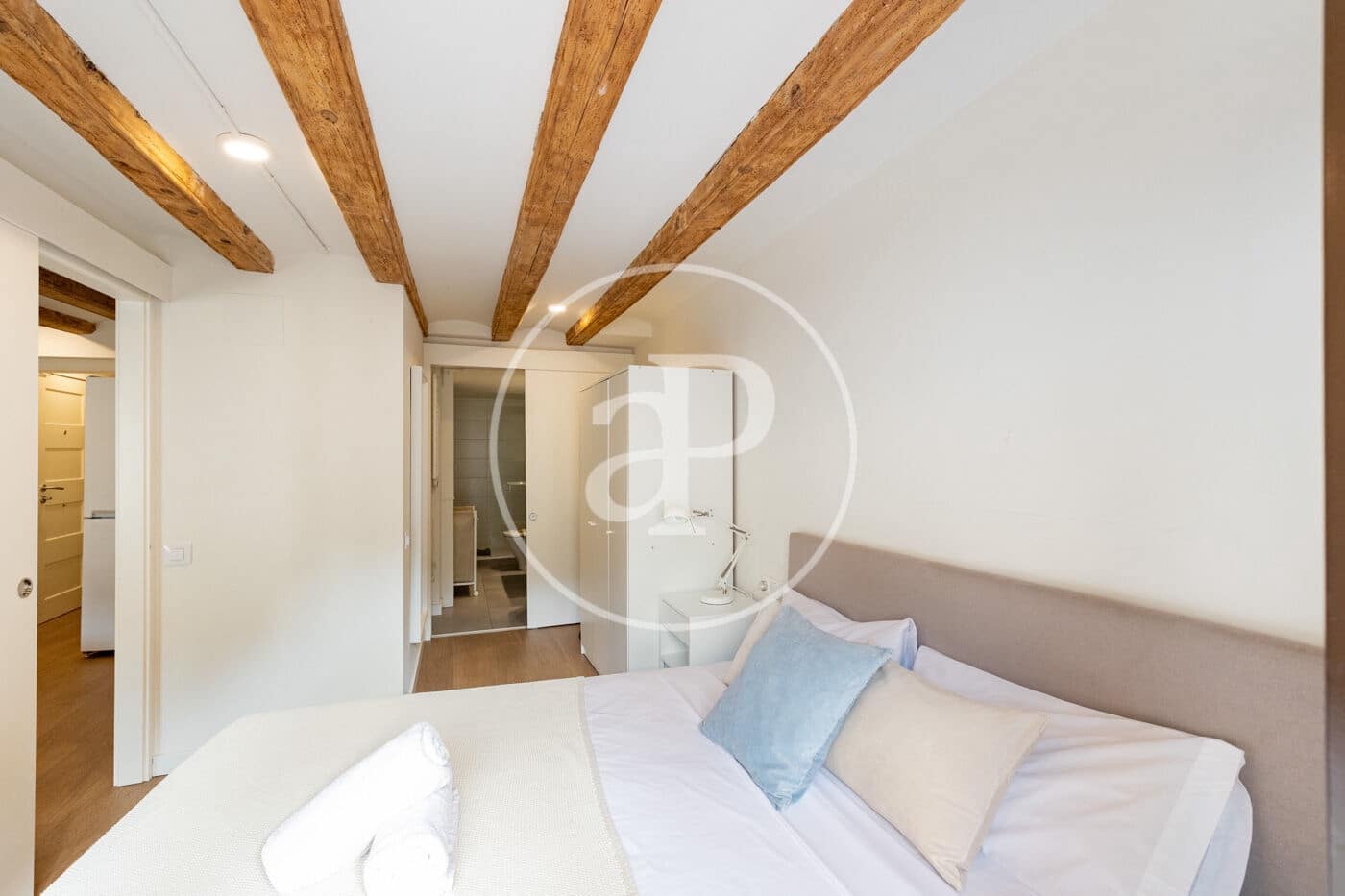 1 bedroom Apartment for sale in Barcelona city - € 215,000 (Ref: 10020948)