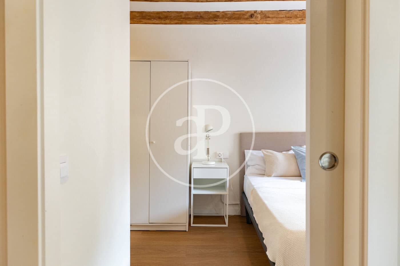 1 bedroom Apartment for sale in Barcelona city - € 215,000 (Ref: 10020948)