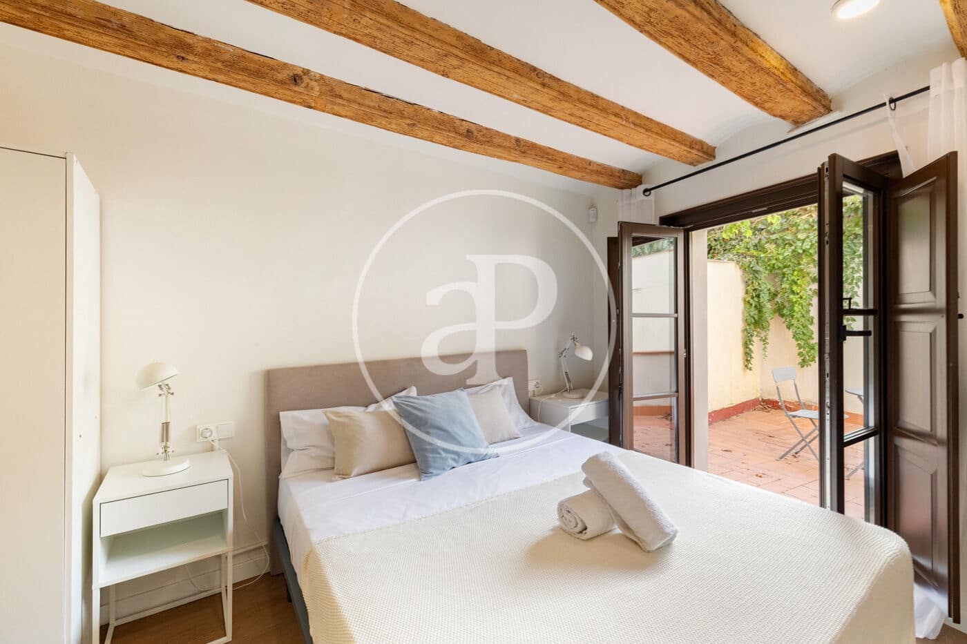 1 bedroom Apartment for sale in Barcelona city - € 215,000 (Ref: 10020948)