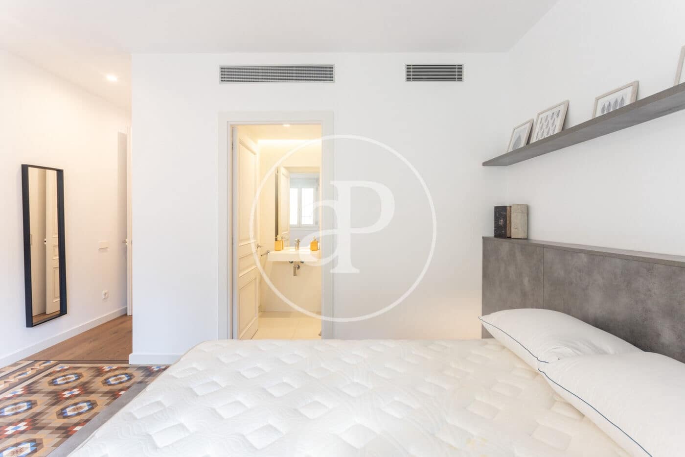 Apartamento de 2 habitaciones en Barcelona ciudad en alquiler - 3.350 € (Ref: 10020949)