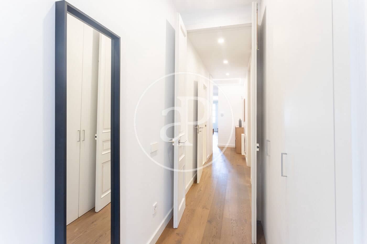 Apartamento de 2 habitaciones en Barcelona ciudad en alquiler - 3.350 € (Ref: 10020949)
