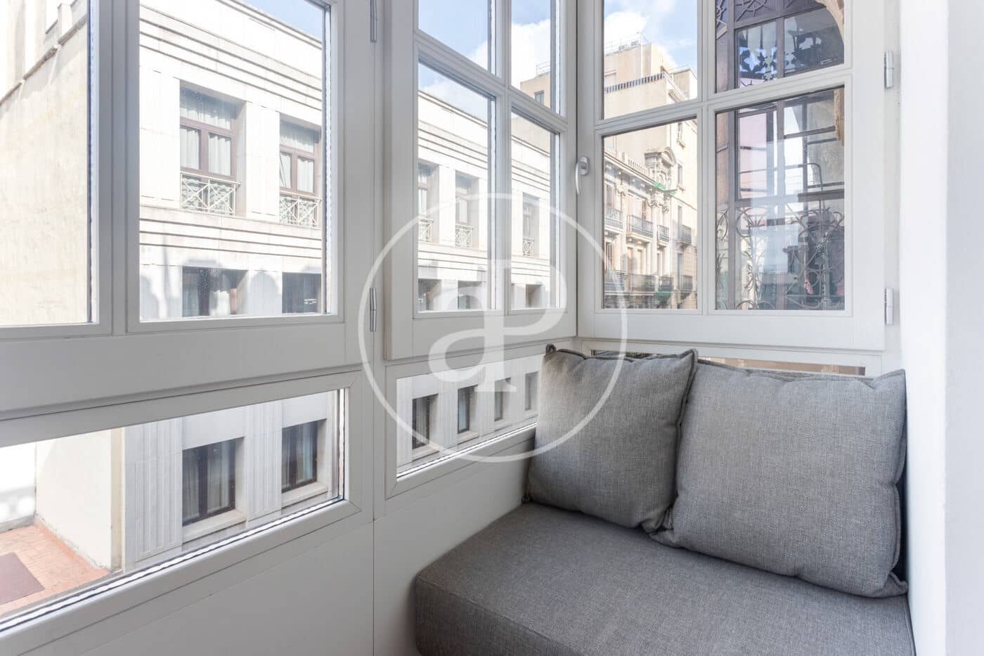 Apartamento de 2 habitaciones en Barcelona ciudad en alquiler - 3.350 € (Ref: 10020949)