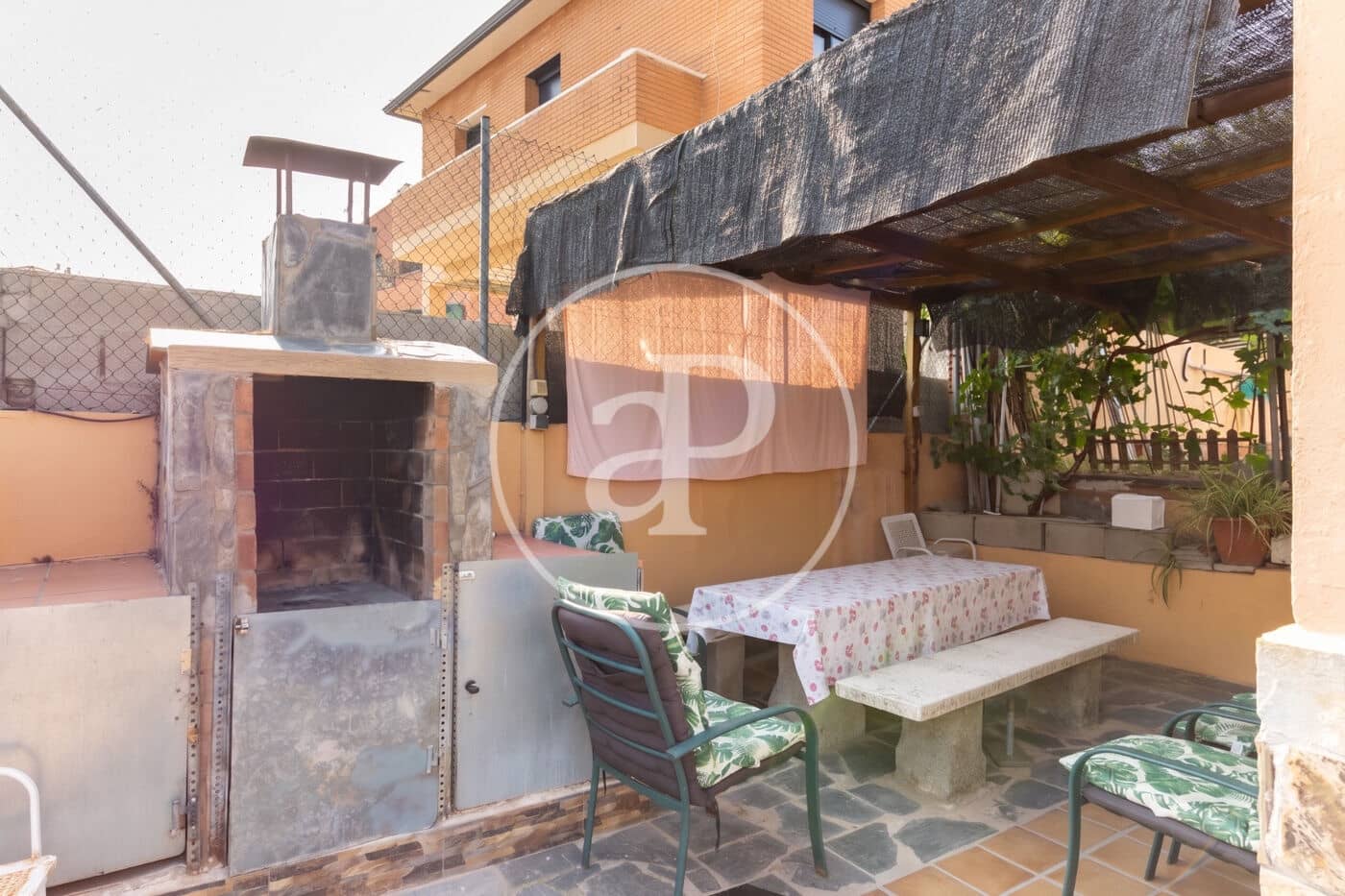 3 sypialnia Apartament na sprzedaż w Rubi z basenem garażem - 480 000 € (Ref: 10022504)
