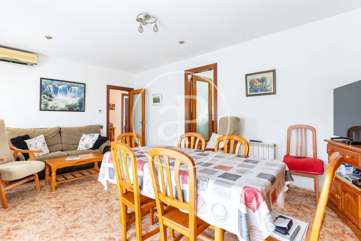 3 sypialnia Apartament na sprzedaż w Rubi z basenem garażem - 480 000 € (Ref: 10022504)