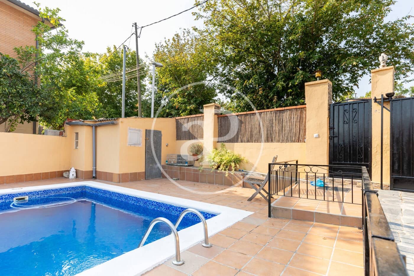 3 sypialnia Apartament na sprzedaż w Rubi z basenem garażem - 480 000 € (Ref: 10022504)