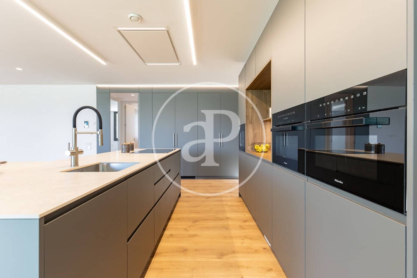 5 bedroom Villa for sale in Matadepera with pool garage - € 1,585,000 (Ref: 10024169)