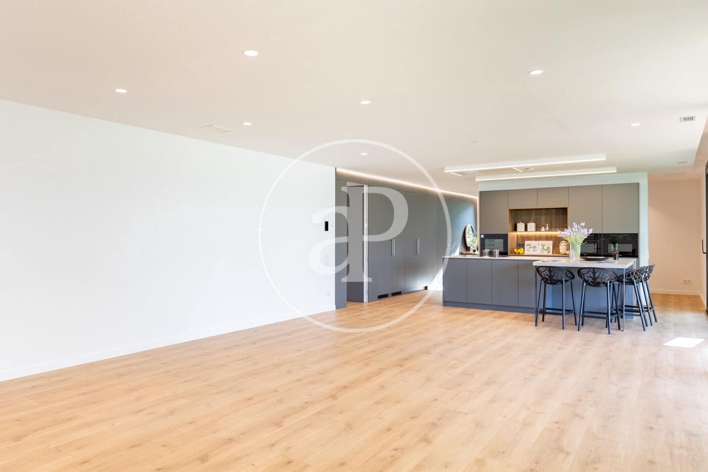 5 bedroom Villa for sale in Matadepera with pool garage - € 1,585,000 (Ref: 10024169)