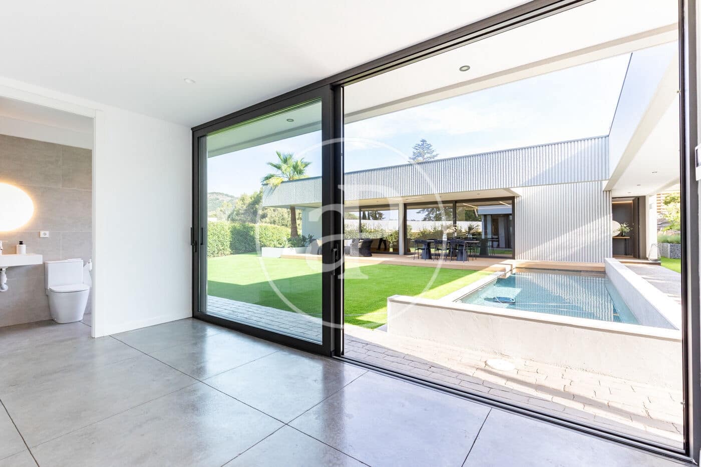 5 bedroom Villa for sale in Matadepera with pool garage - € 1,585,000 (Ref: 10024169)