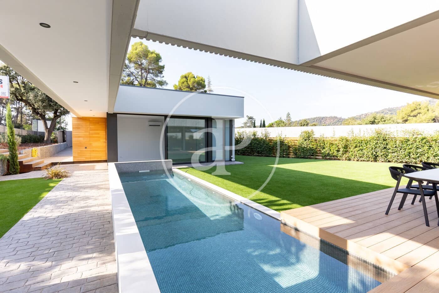 5 bedroom Villa for sale in Matadepera with pool garage - € 1,585,000 (Ref: 10024169)