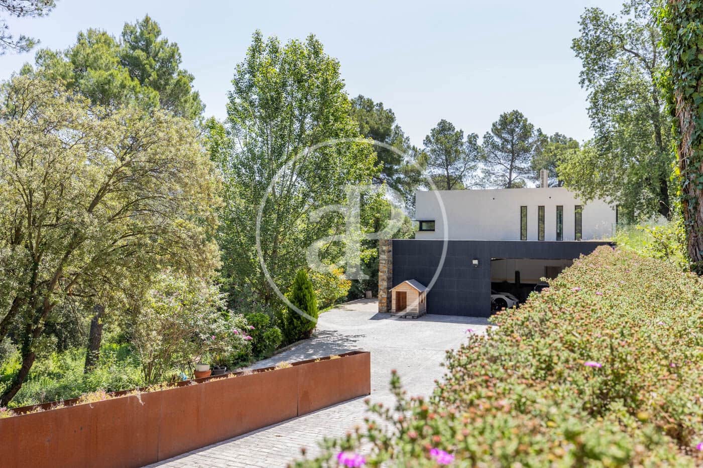 4 sovrum Villa till salu i Matadepera med garage - 1 090 000 € (Ref: 10032078)