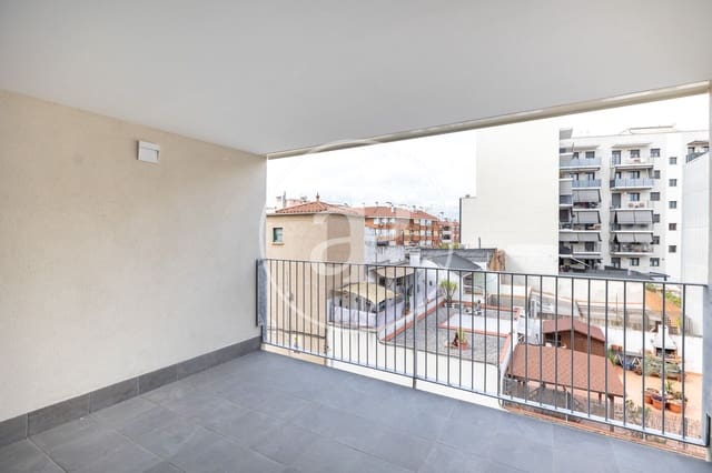 Apartamento de 3 habitaciones en Viladecans en alquiler - 2.100 € (Ref: 10033984)