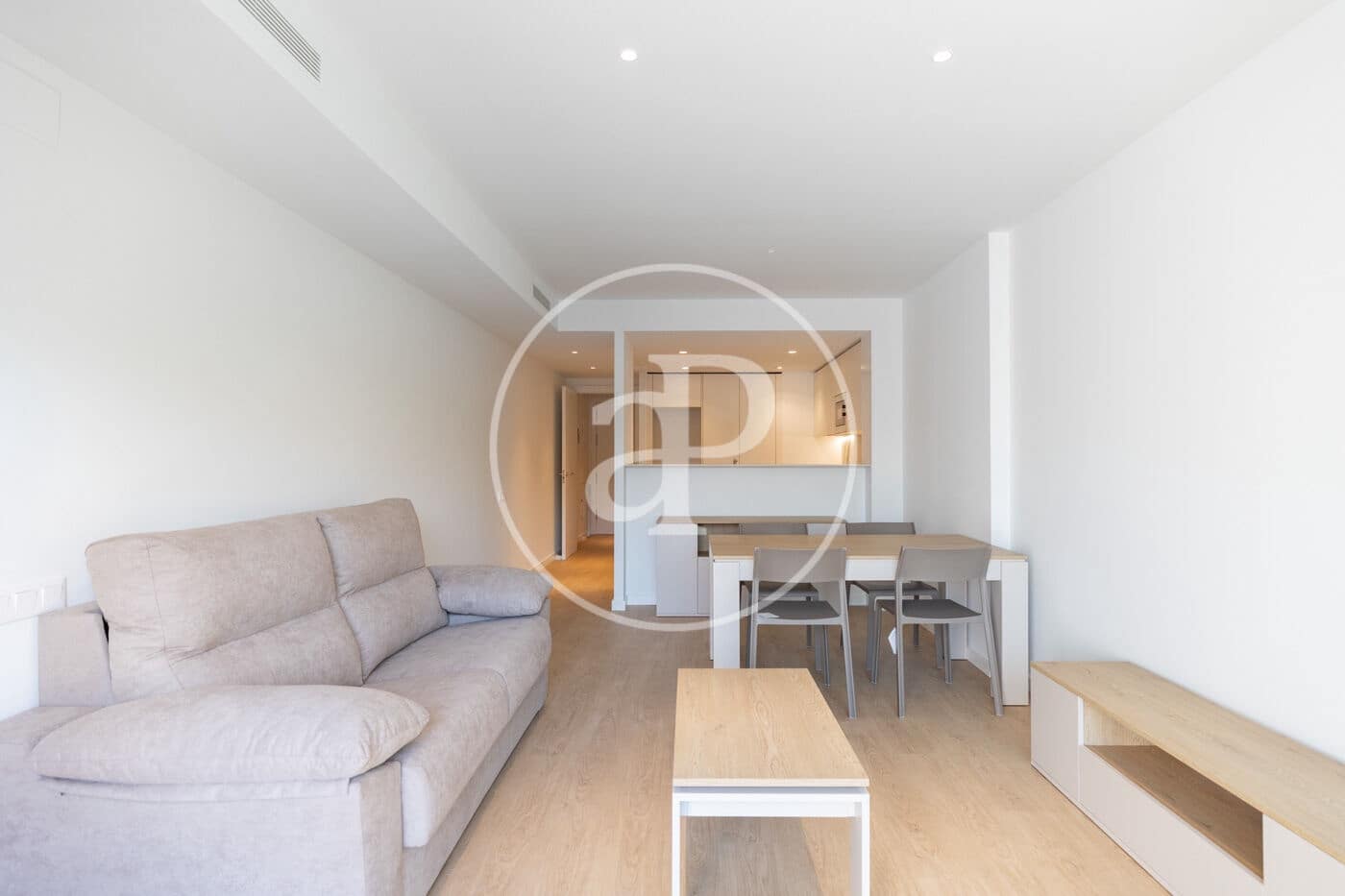 Apartamento de 3 habitaciones en Viladecans en alquiler - 2.000 € (Ref: 10033986)
