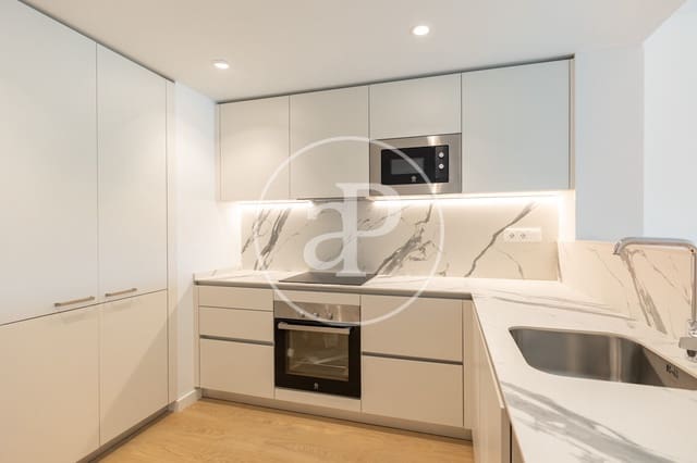 Apartamento de 3 habitaciones en Viladecans en alquiler - 2.000 € (Ref: 10033986)
