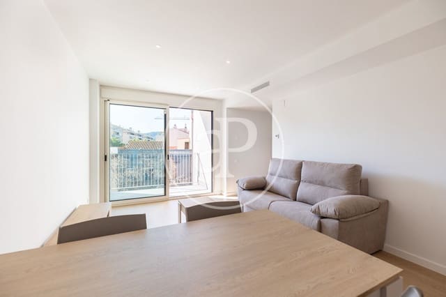 Apartamento de 3 habitaciones en Viladecans en alquiler - 2.000 € (Ref: 10033986)