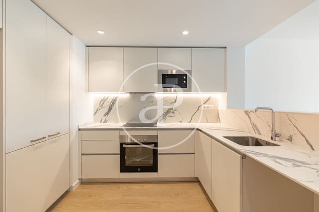 Apartamento de 3 habitaciones en Viladecans en alquiler - 2.000 € (Ref: 10033986)