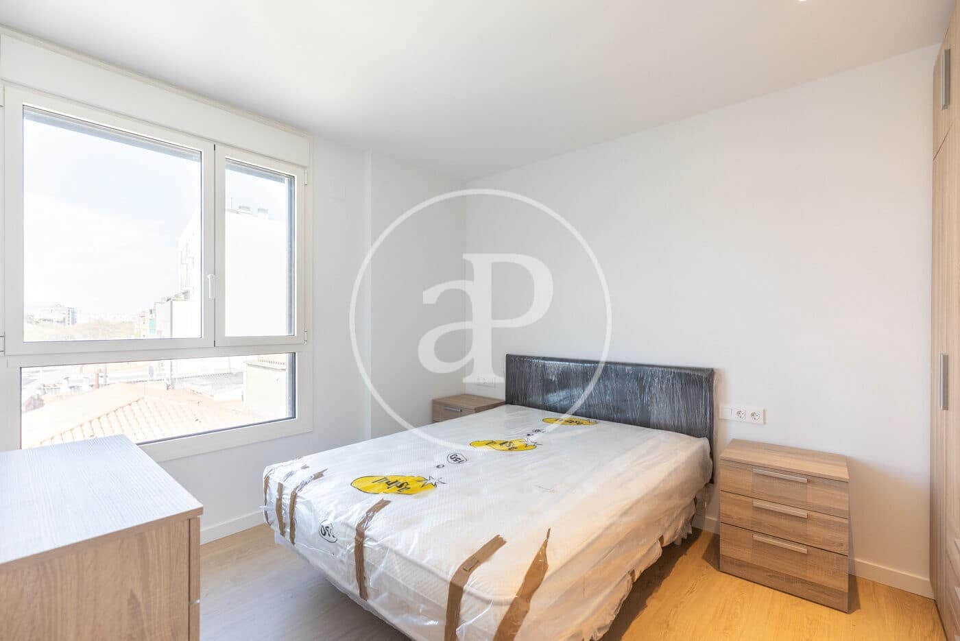 Apartamento de 3 habitaciones en Viladecans en alquiler - 2.000 € (Ref: 10033986)