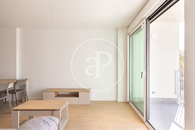 Apartamento de 3 habitaciones en Viladecans en alquiler - 2.000 € (Ref: 10033986)