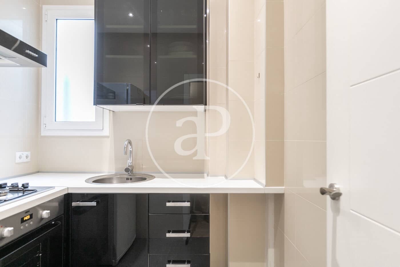 2 bedroom Apartment for rent in Barcelona city - € 1,700 (Ref: 10033992)