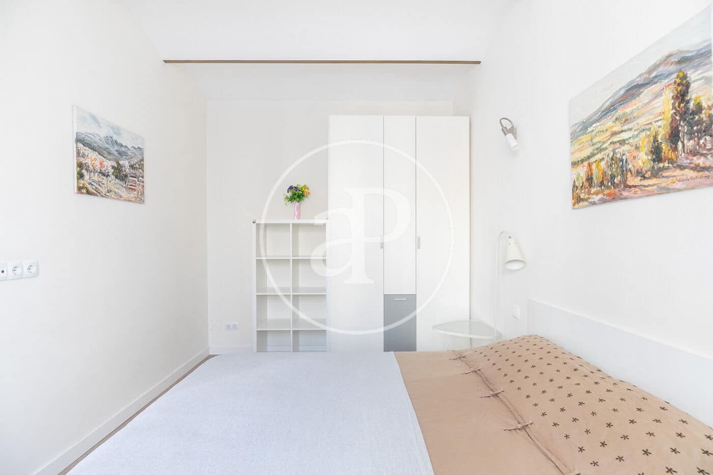 2 bedroom Apartment for rent in Barcelona city - € 1,700 (Ref: 10033992)