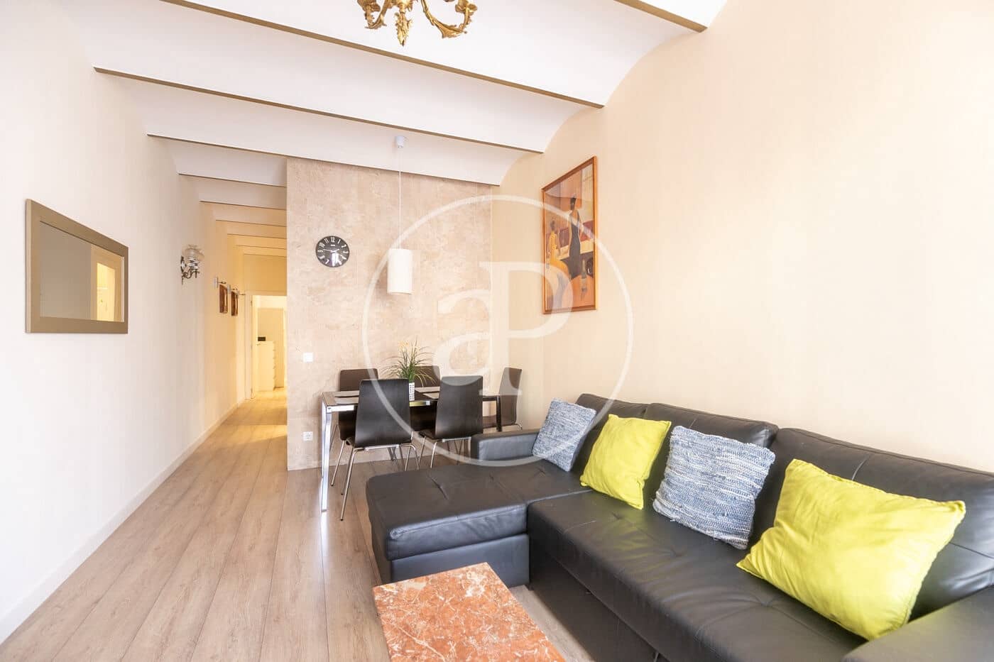 2 bedroom Apartment for rent in Barcelona city - € 1,700 (Ref: 10033992)