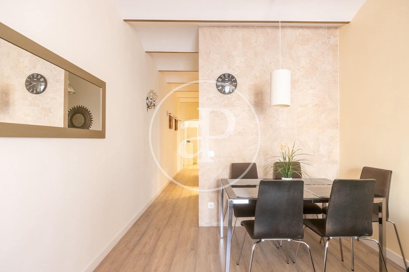 2 bedroom Apartment for rent in Barcelona city - € 1,700 (Ref: 10033992)
