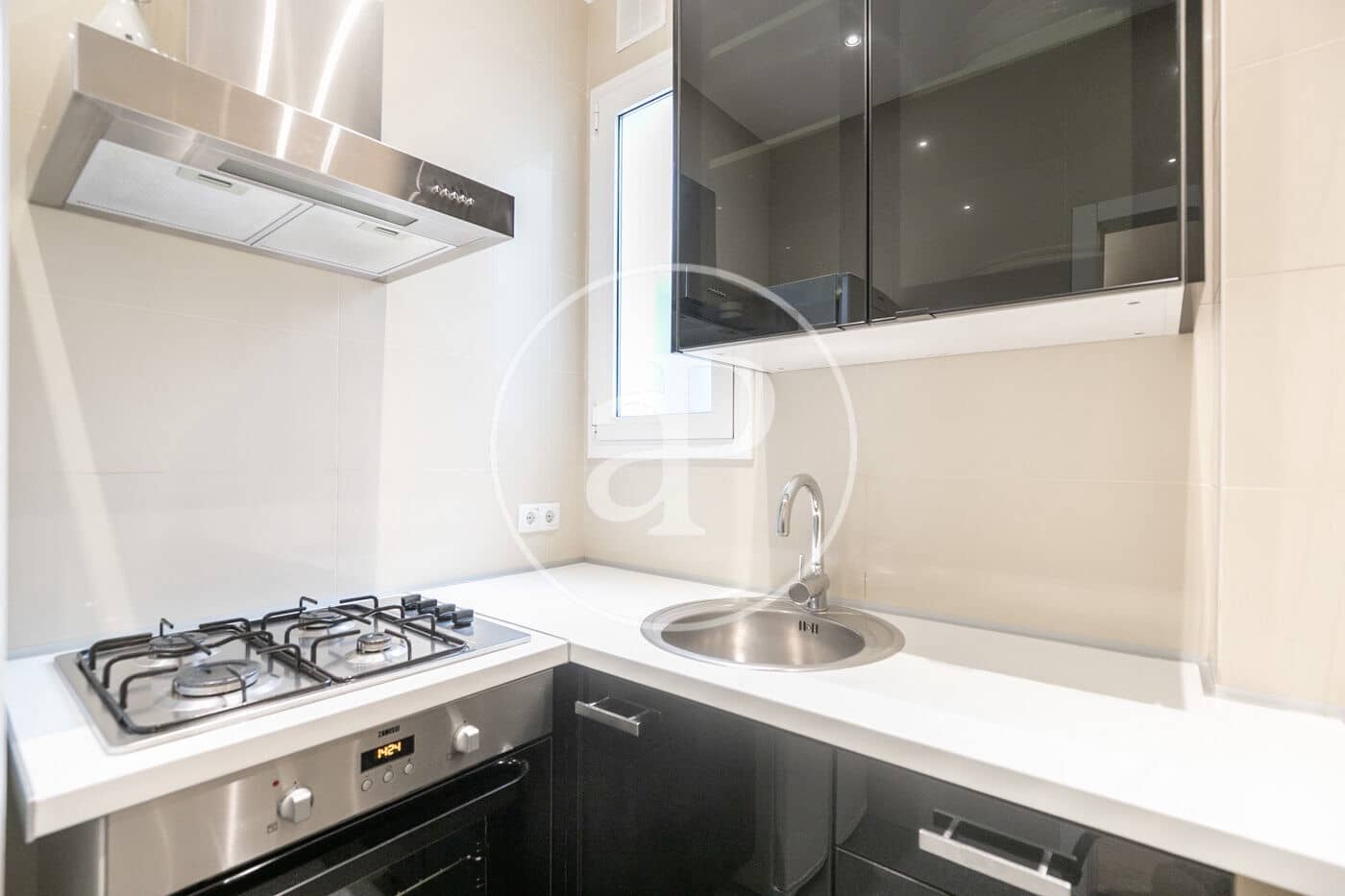 2 bedroom Apartment for rent in Barcelona city - € 1,700 (Ref: 10033992)