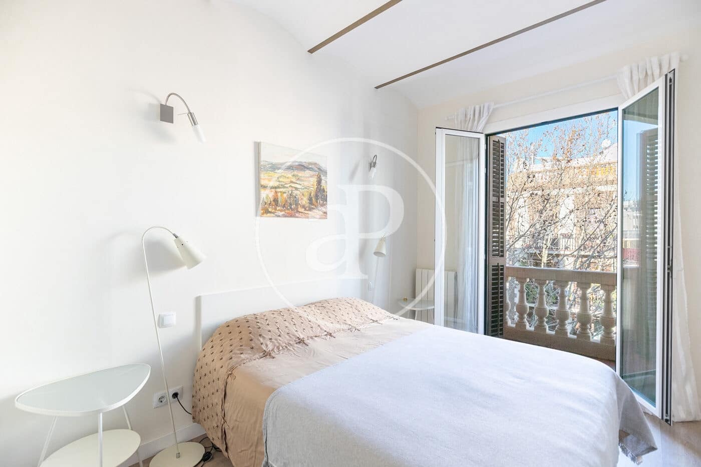 2 bedroom Apartment for rent in Barcelona city - € 1,700 (Ref: 10033992)
