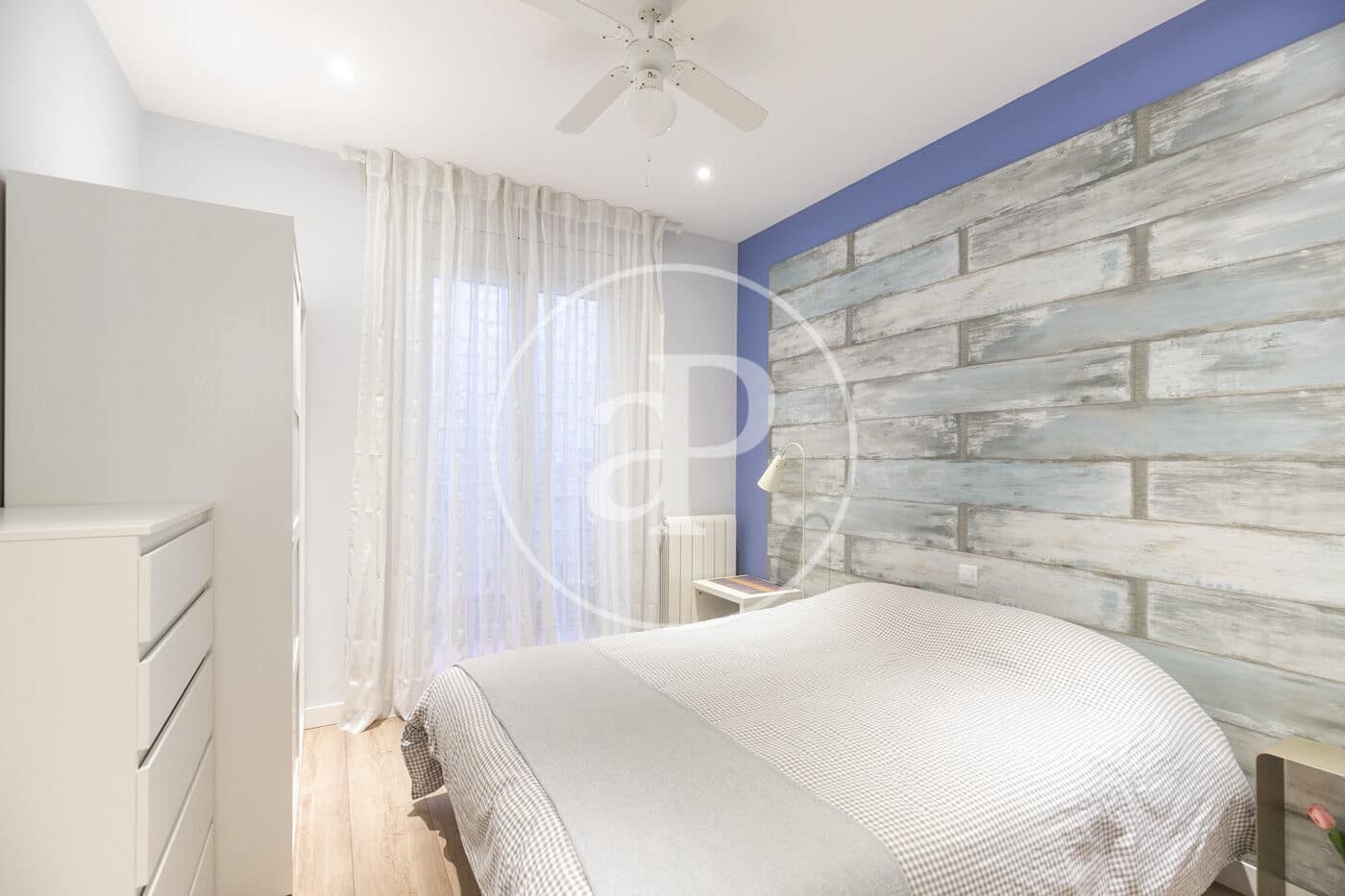 2 bedroom Apartment for rent in Barcelona city - € 1,700 (Ref: 10033992)