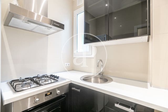 2 bedroom Apartment for rent in El Poble Sec, Barcelona city - € 1,700 (Ref: 10033992)