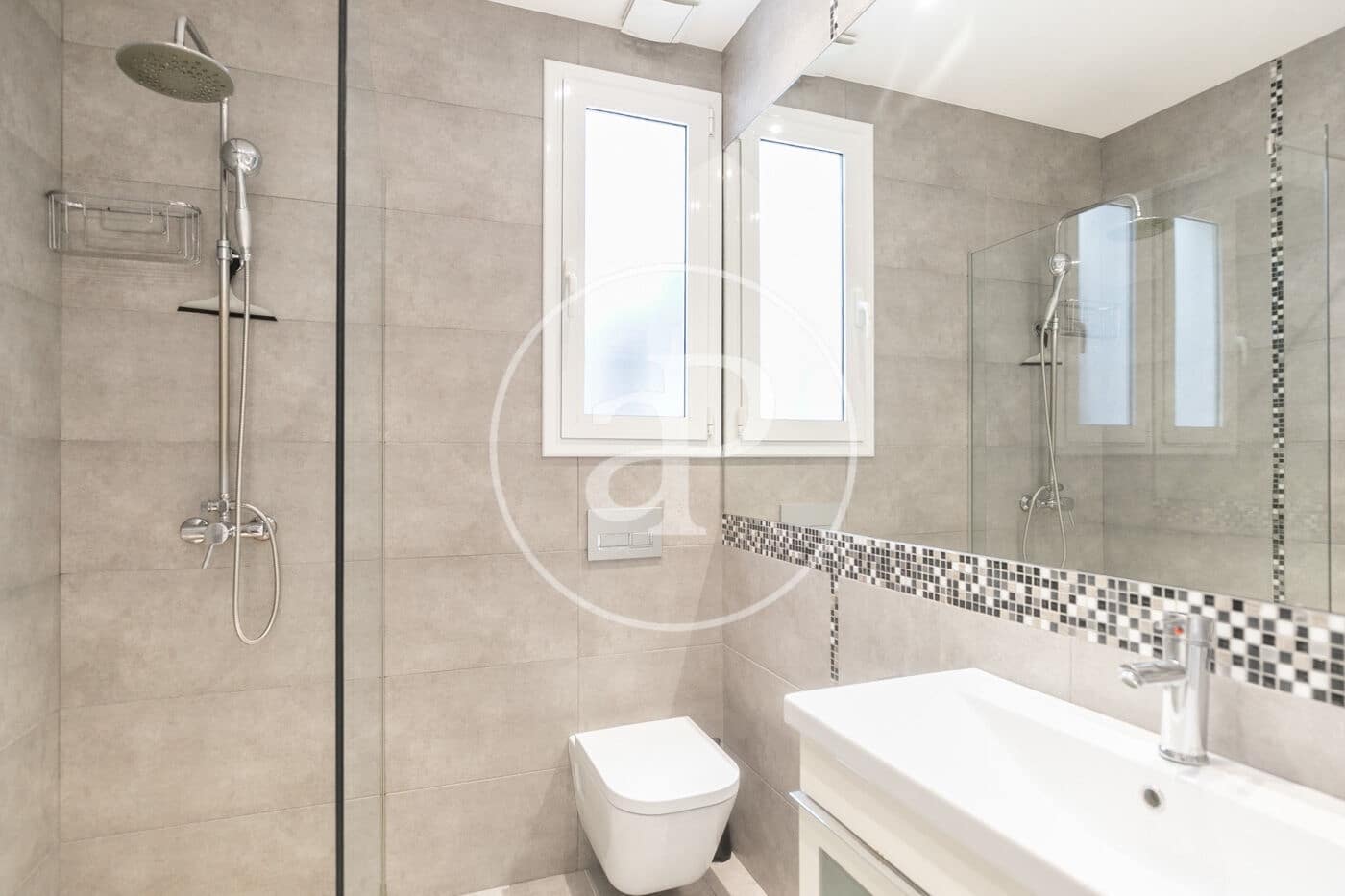 2 bedroom Apartment for rent in Barcelona city - € 1,700 (Ref: 10033992)