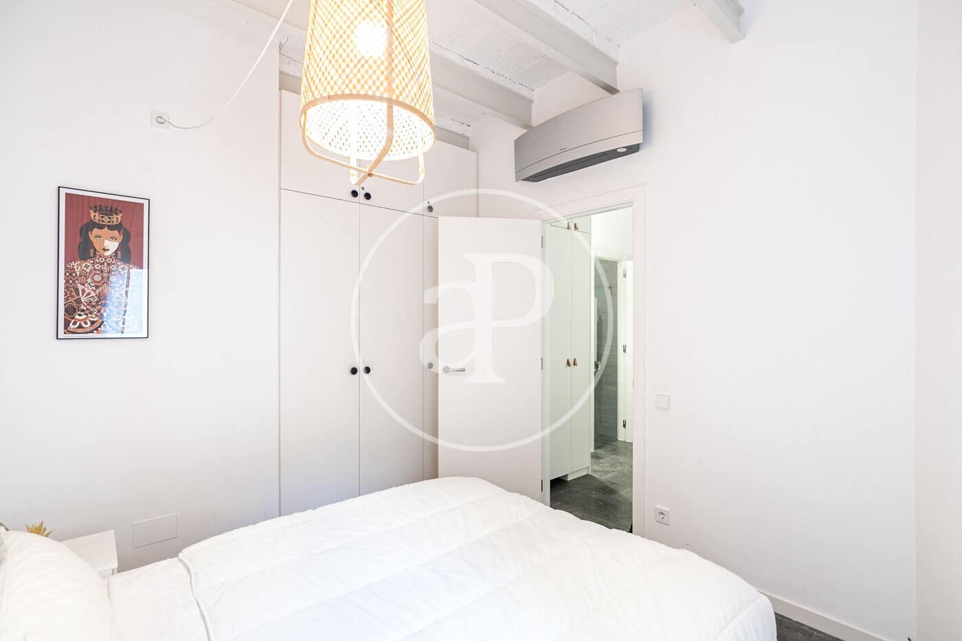 Appartement de 2 chambres à louer à Barcelone ville - 2 300 € (Ref: 10033993)