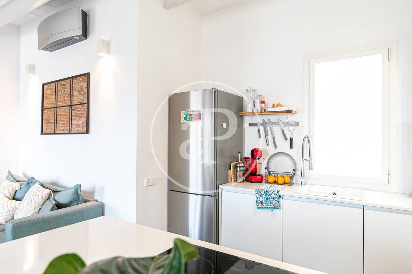 Appartement de 2 chambres à louer à Barcelone ville - 2 300 € (Ref: 10033993)