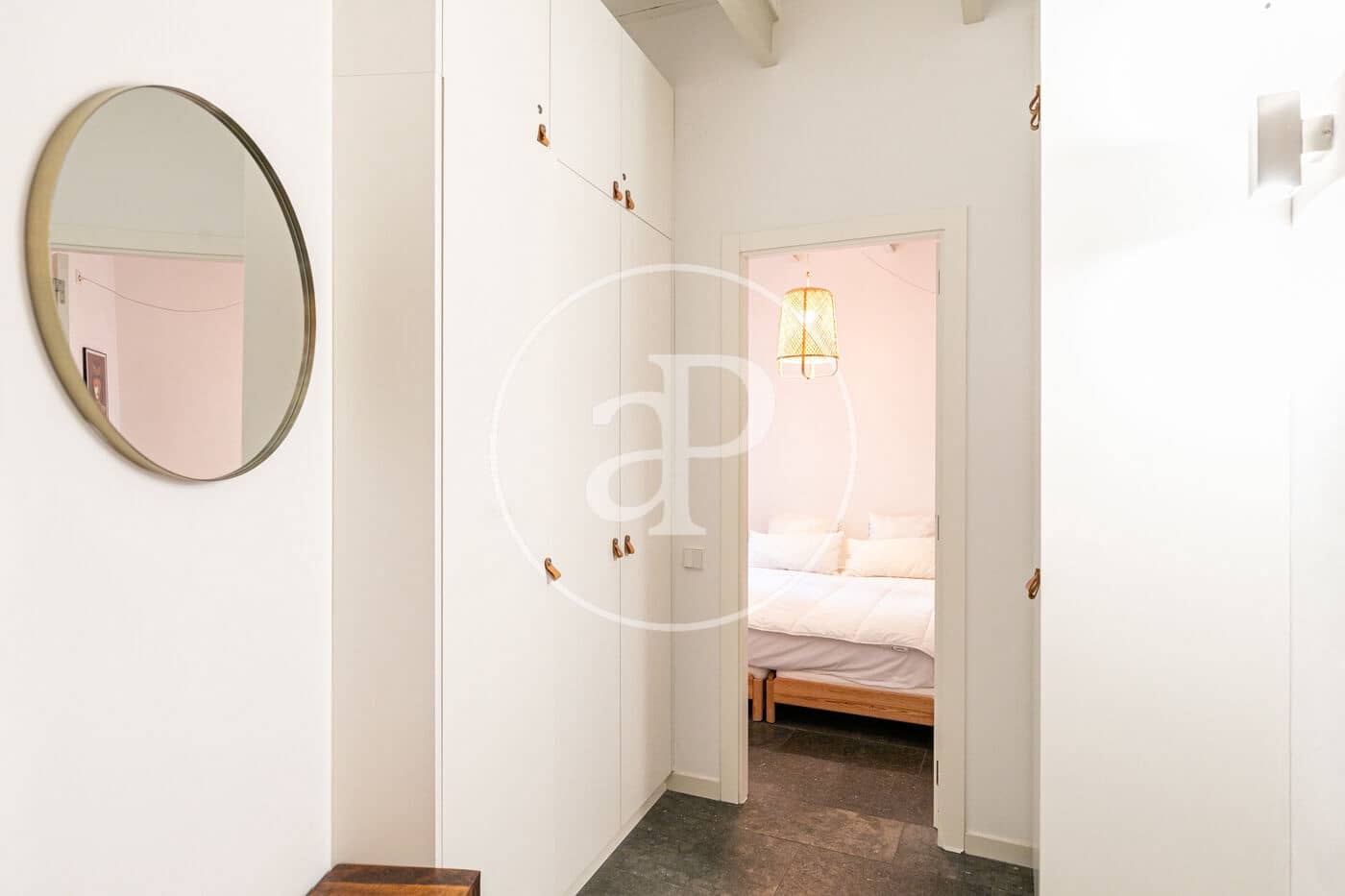 Appartement de 2 chambres à louer à Barcelone ville - 2 300 € (Ref: 10033993)