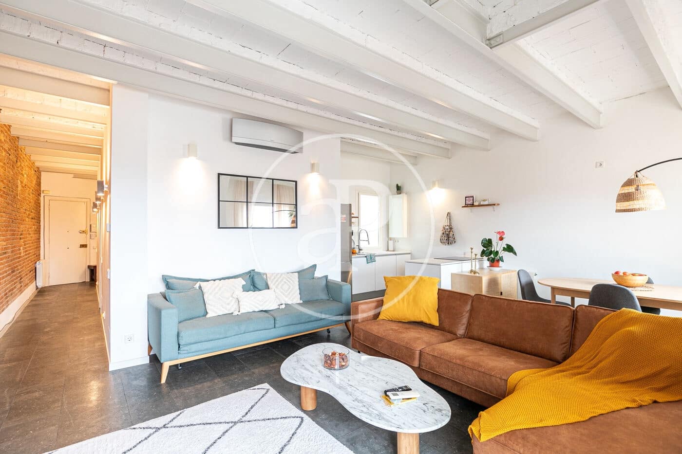 Appartement de 2 chambres à louer à Barcelone ville - 2 300 € (Ref: 10033993)